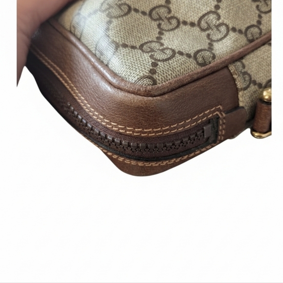 ⛔️SOLD⛔️Gucci Accessory Collection Camera Bag GG Supreme Monogram W/COA - Picture 11 of 17